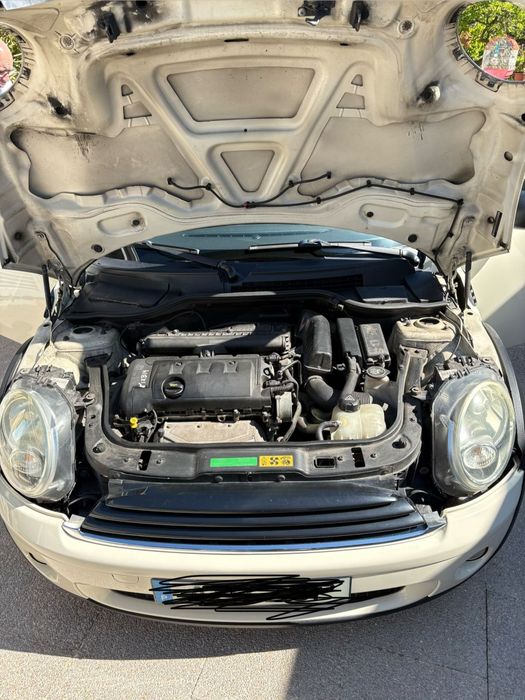 Carro Mini One semi novo