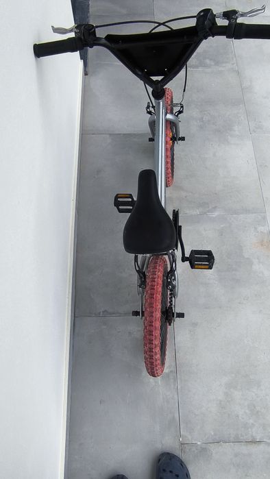 Bicicleta BMX Criança