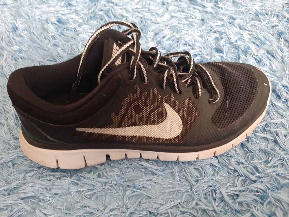 Спортивні кросівки Nike