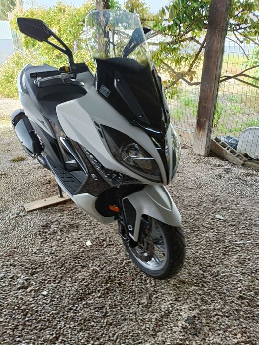 Maxi scooter KYMCO
