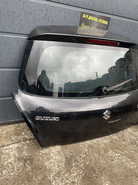 Ляда Кришка Багажника Suzuki Swift Mk 5 2010-2017
