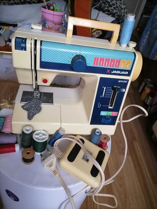 швейная  машинка  ел