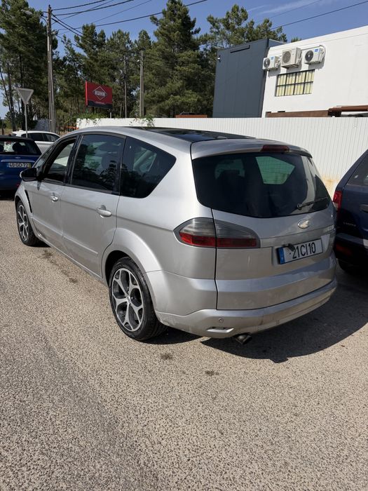 Ford S-Max — fotografia 2