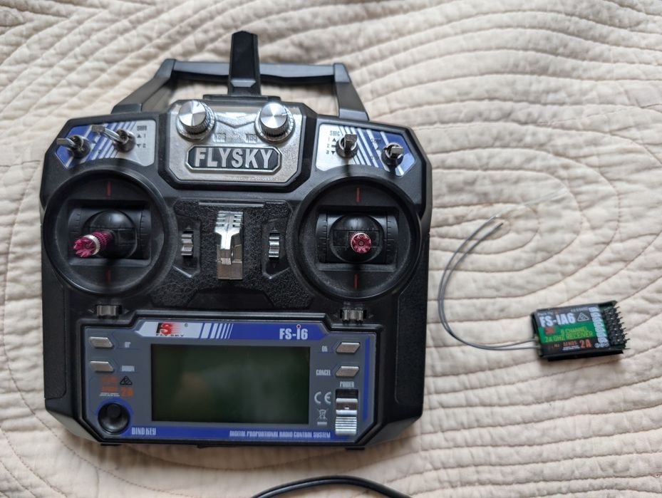 FS-i6 aparatura I wszystko do pierwszego modelu np. sky surfer