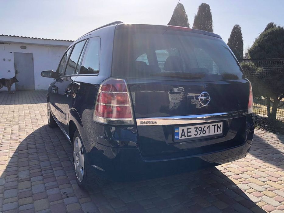 Opel Zafira B 1.9 дизель 7 мiсць