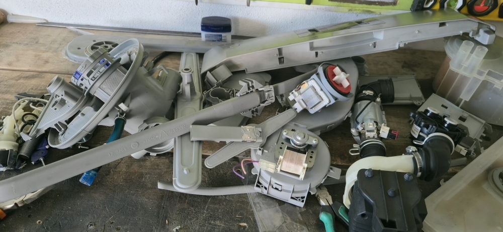 Peças máquina de lavar Beko  DFN 6838 X