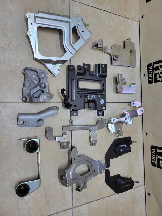 Кронштейн блока керування управління управления Nissan Rogue t33 1.5 2024 2025