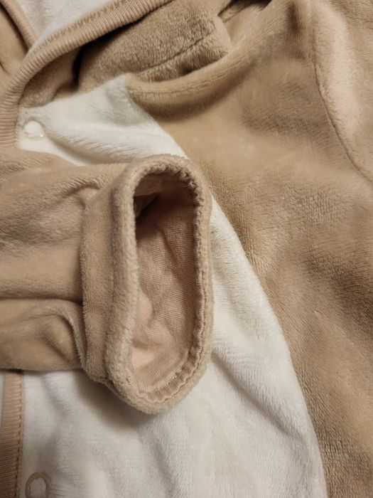 Kombinezon r. 80-86 polarowy ze stópkami renifer mięciutki jak nowy