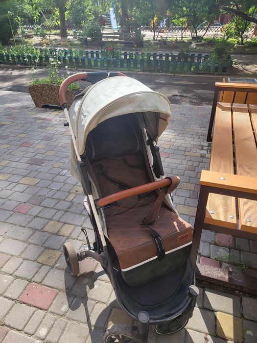 Продам коляску .