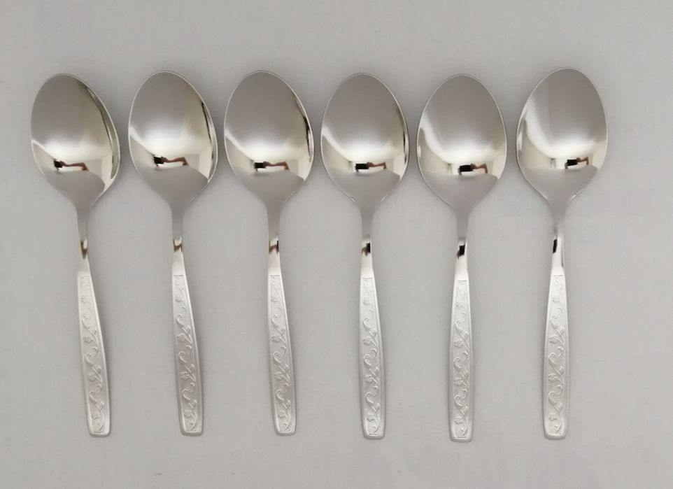 Столовые, десертные, чайные, кофейные ложки, вилки, ножи.