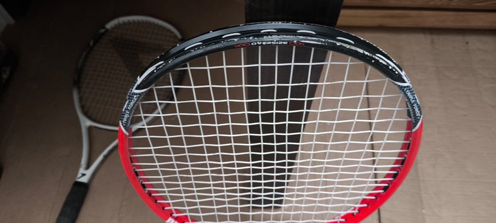 2 Raquetes de Ténis