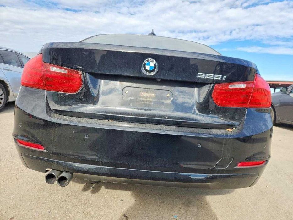 Бампер на BMW F30 Розборка БМВ Ф30