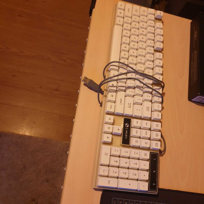 Teclado com fios "Limeide" RGB - 15€64737978544899120