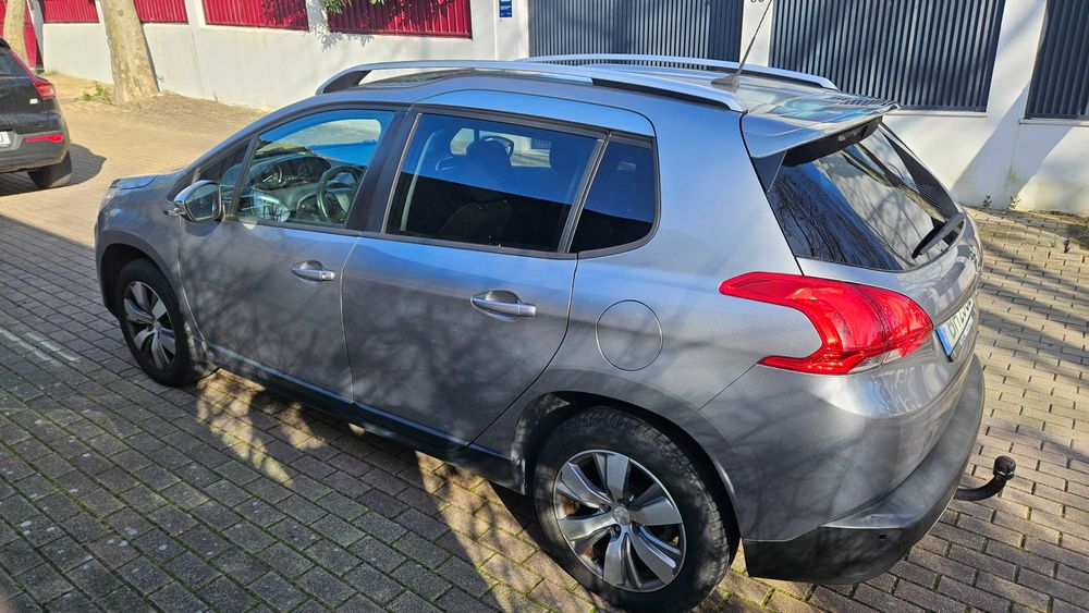 Peugeot 2008 1.2 PureTech