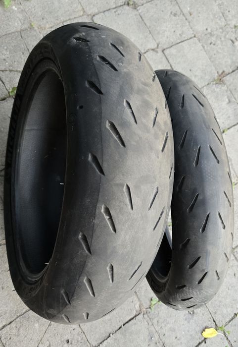 Michelin power rs 190/55 R17  120/70 R17