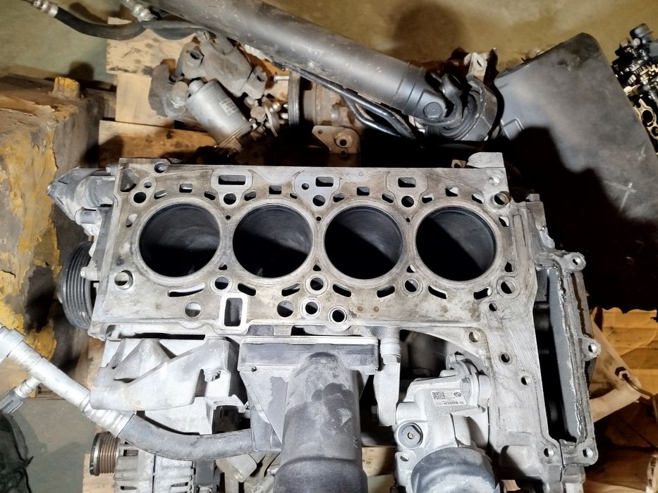 Motor BMW n47 peças