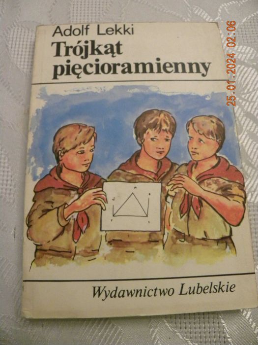 Adolf Lekki. Trójkąt pięcioramienny