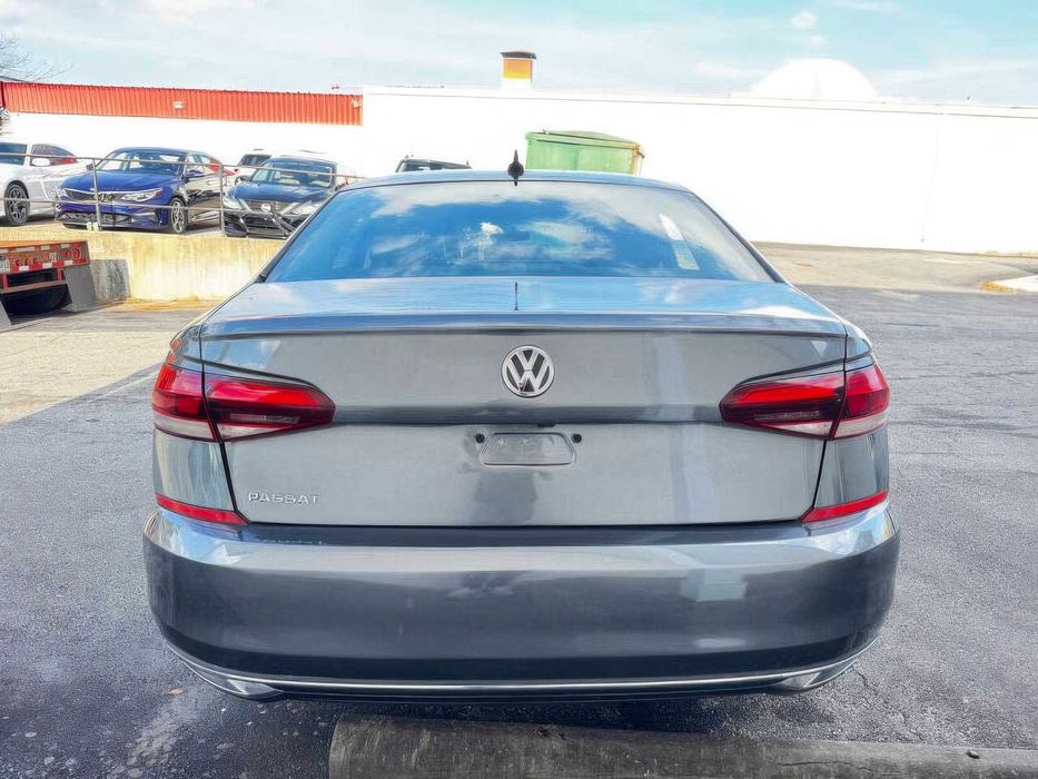 Volkswagen Passat SE      2020