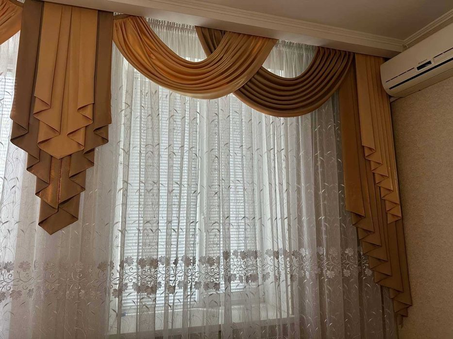 Ламбрекены готовые, На два окна. Дл.4,50м.