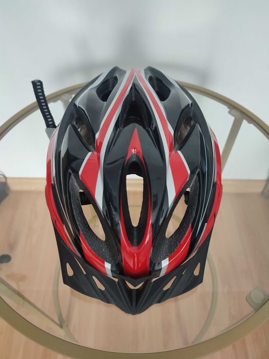Kask rowerowy czerwono-czarny