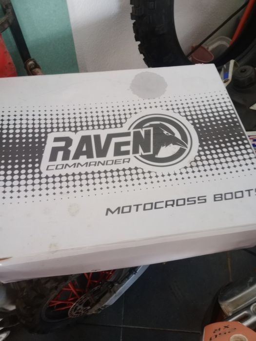 Botas reven número 44