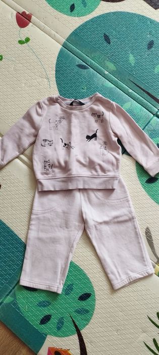 Костюмчики для дівчинки