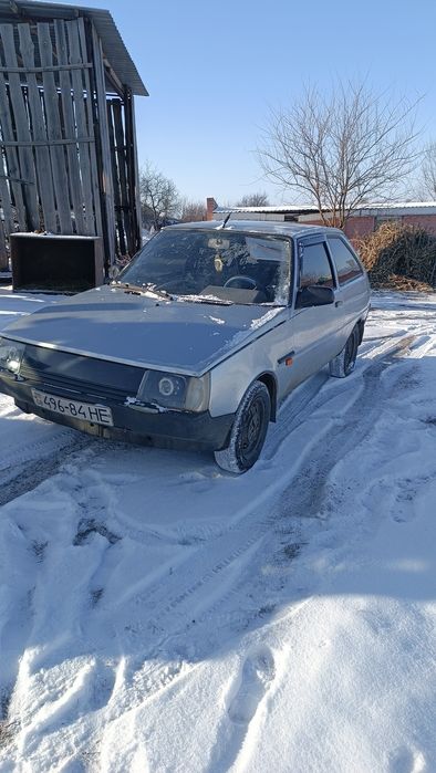 Продам машину таврія нова