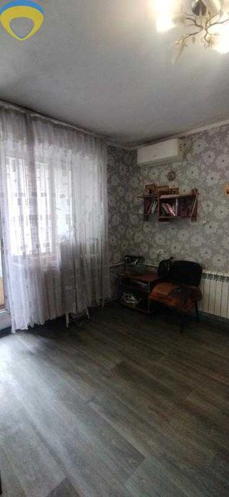 Продається квартира в гарному стані на вул. Заболотного, пос.Котовського,  Одеса.  р27