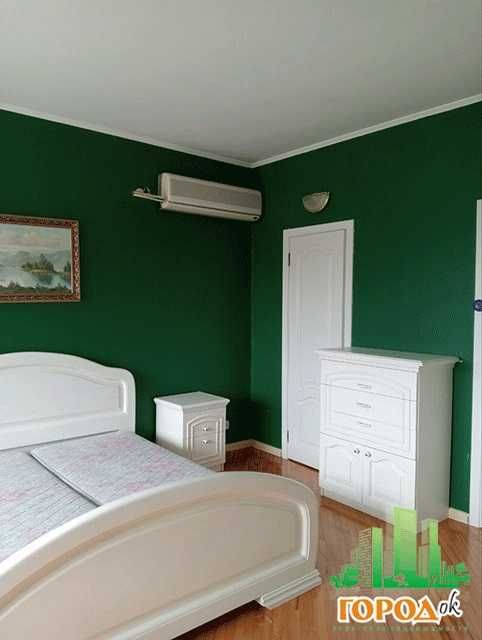 Будинок на ділянці 7 соток. Вулиця Добровольчих батальйонів