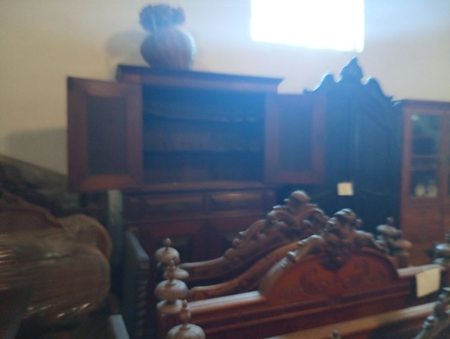 Recheio de loja de antiguidades