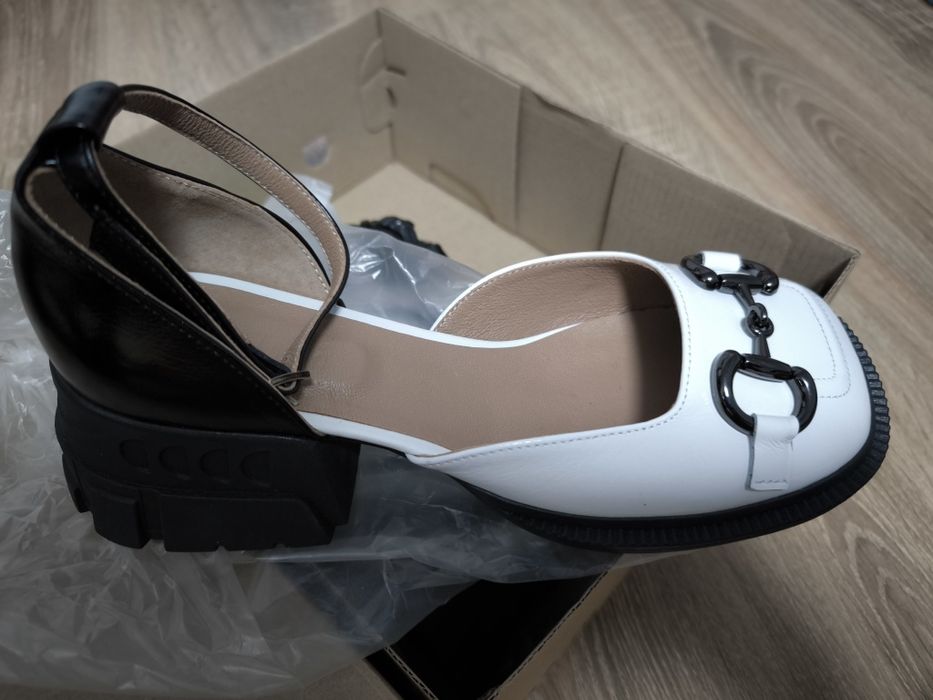 Босоніжки жіночі нові натуральна шкіра