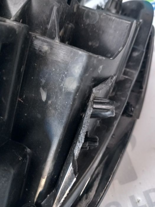 Ótica direita Volkswagen Golf 7