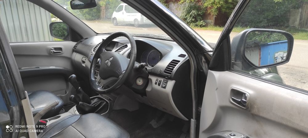 Mitsubishi L200,Мітцубіші Л200,2.5тді,4×4,механіка