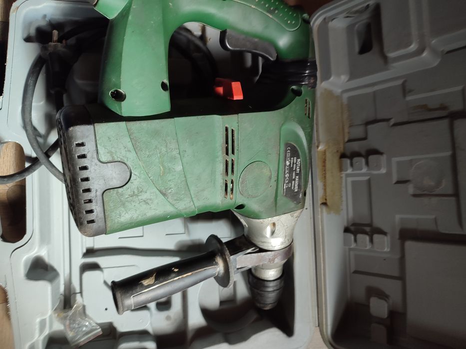 Перфоратор в гарному стані