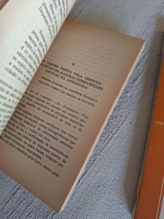 Dois livros de Francisco Sá Carneiro