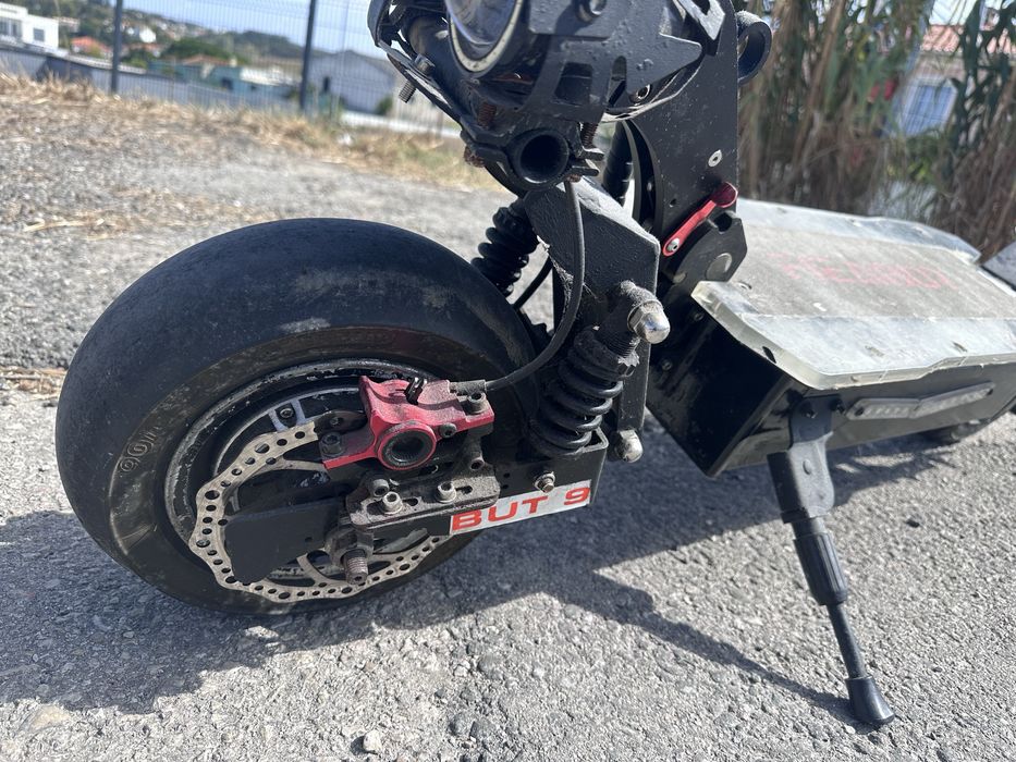 Trotinete 5600w muita potencia
