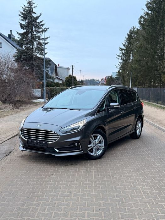 Ford S-Max TITANIUM •Led •Radar •Kamery