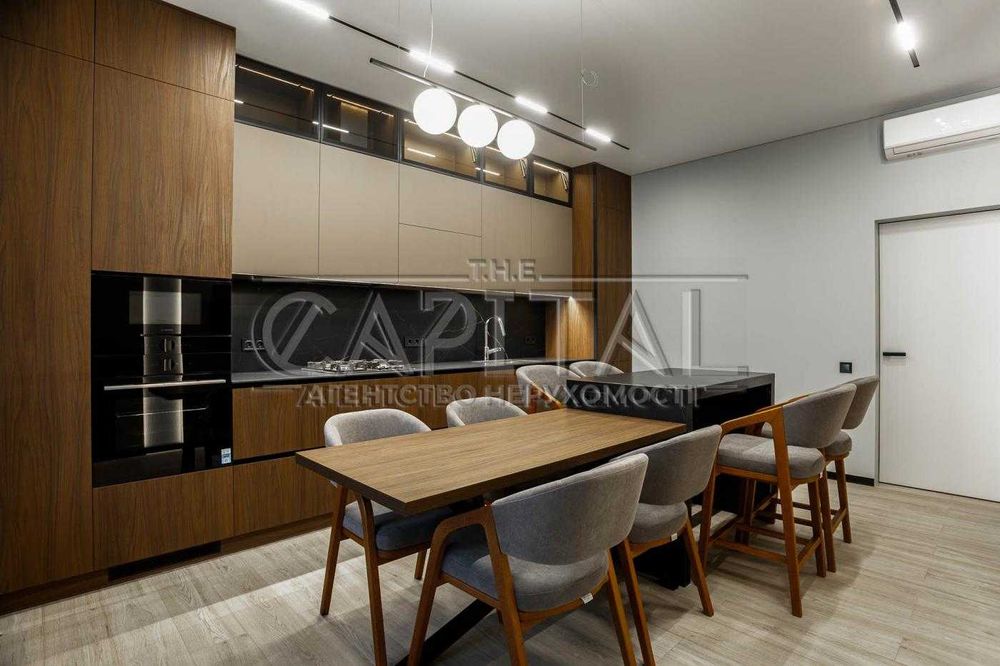 Продаж  Квартира Михайла Бойчука Звіринець Київ