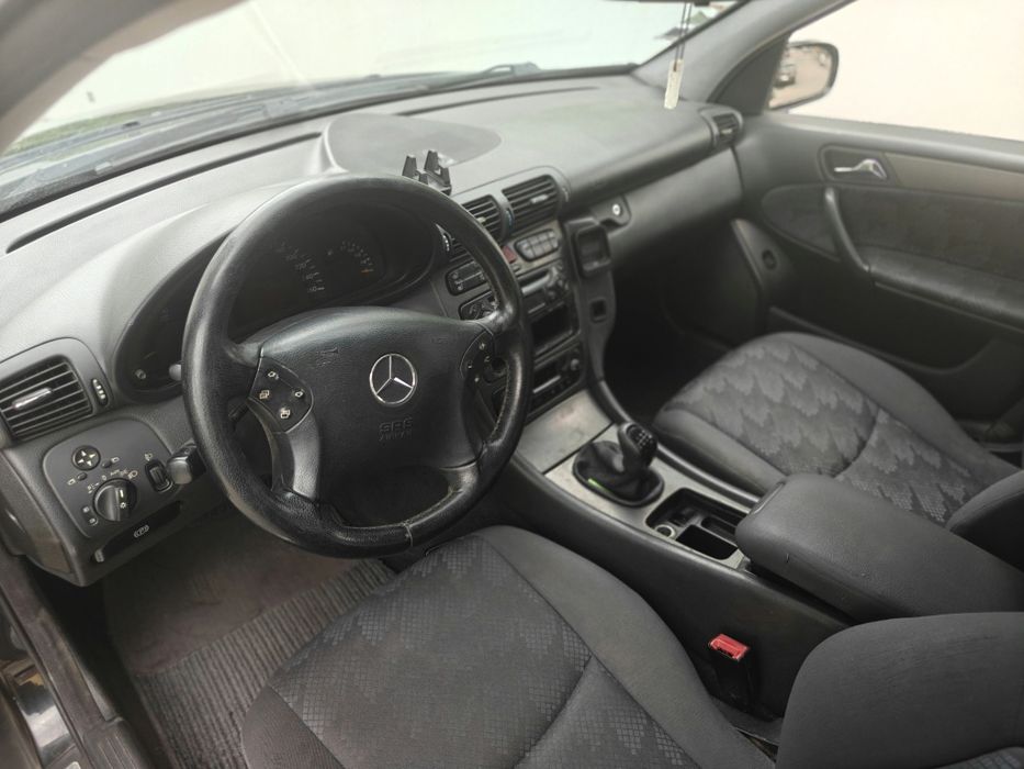 Mercedes C220 cdi Station - 143cv - 2001