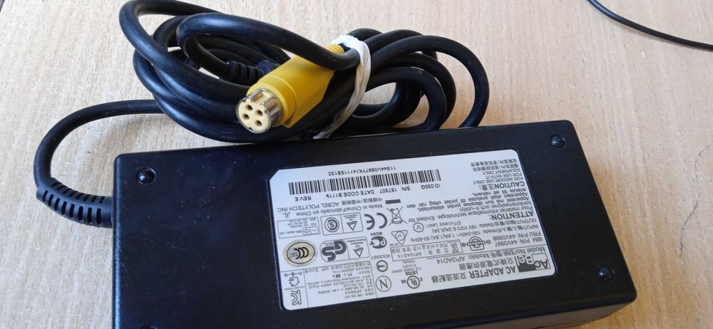 Zasilacz sieciowy Acbel 19V 6.3 A