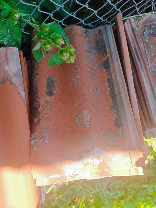 Черепиця червона