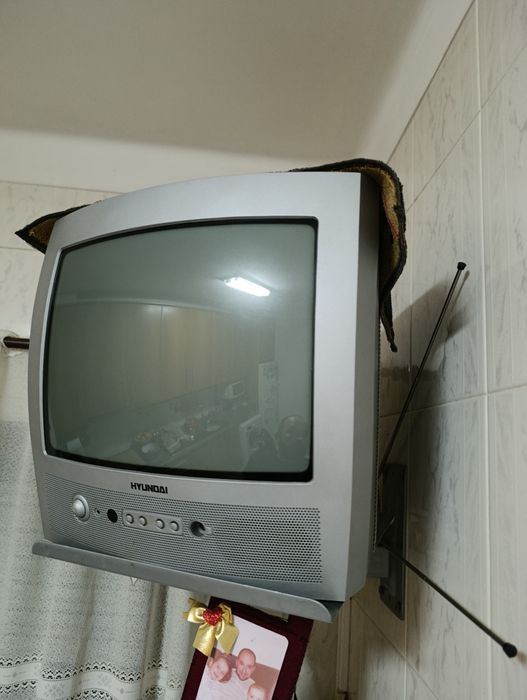 Televisão pequena Hyundai