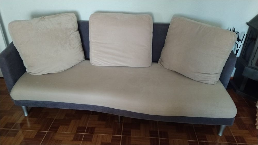 Conjunto de dois sofás