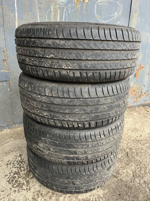 Резина kleber dynaxer hp4  r17 205 50 літо