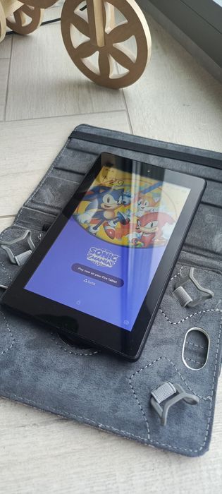Планшет Amazon Kindle M8S26G