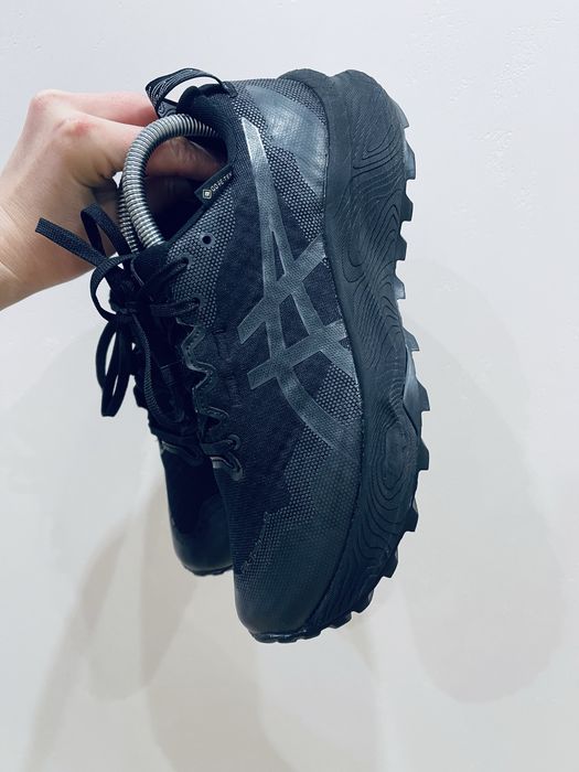 Кросівки жіночі Asics Gel-trabuco 39.5р