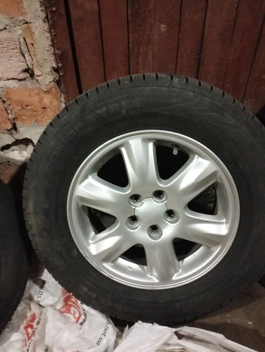 Диски r15 5/100 легкосплавні + зимова гума 205/70 r15