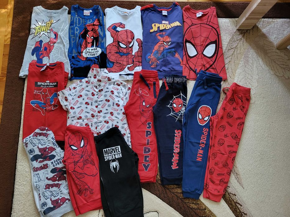 Komplet chłopięcych ubranek Spider Man roz. 116-128