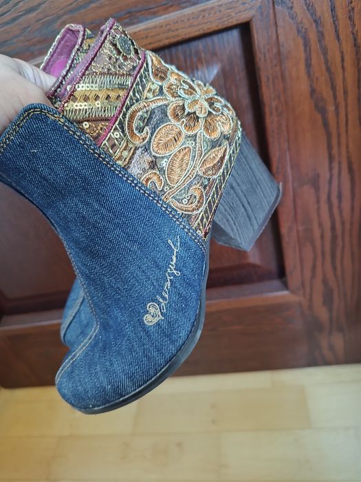 Botki Desigual - r.36