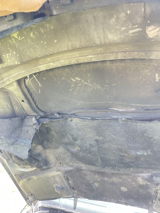 Капот BMW E38 не гнилий